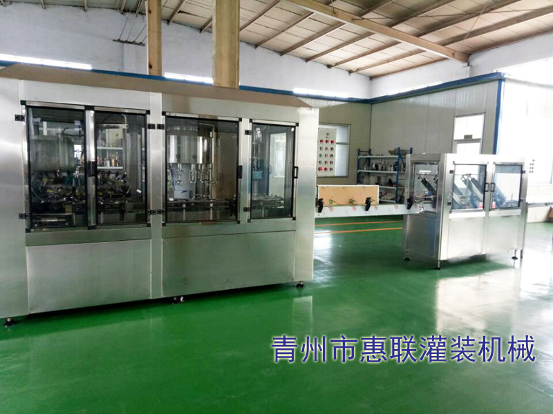 雞尾酒灌裝機(jī)