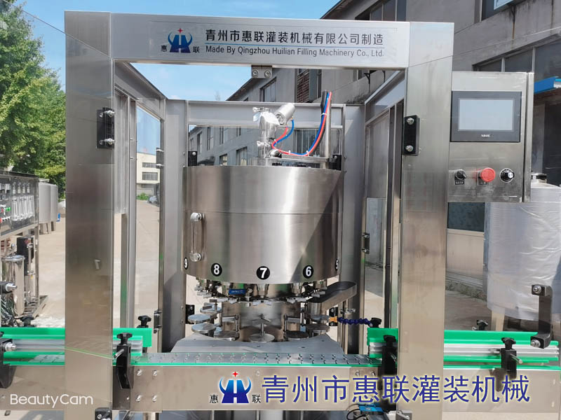  智能全自動葡萄酒灌裝機(jī)
